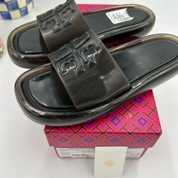 Women's Tory Burch Pool slides size 7 - Picture 1 of 7